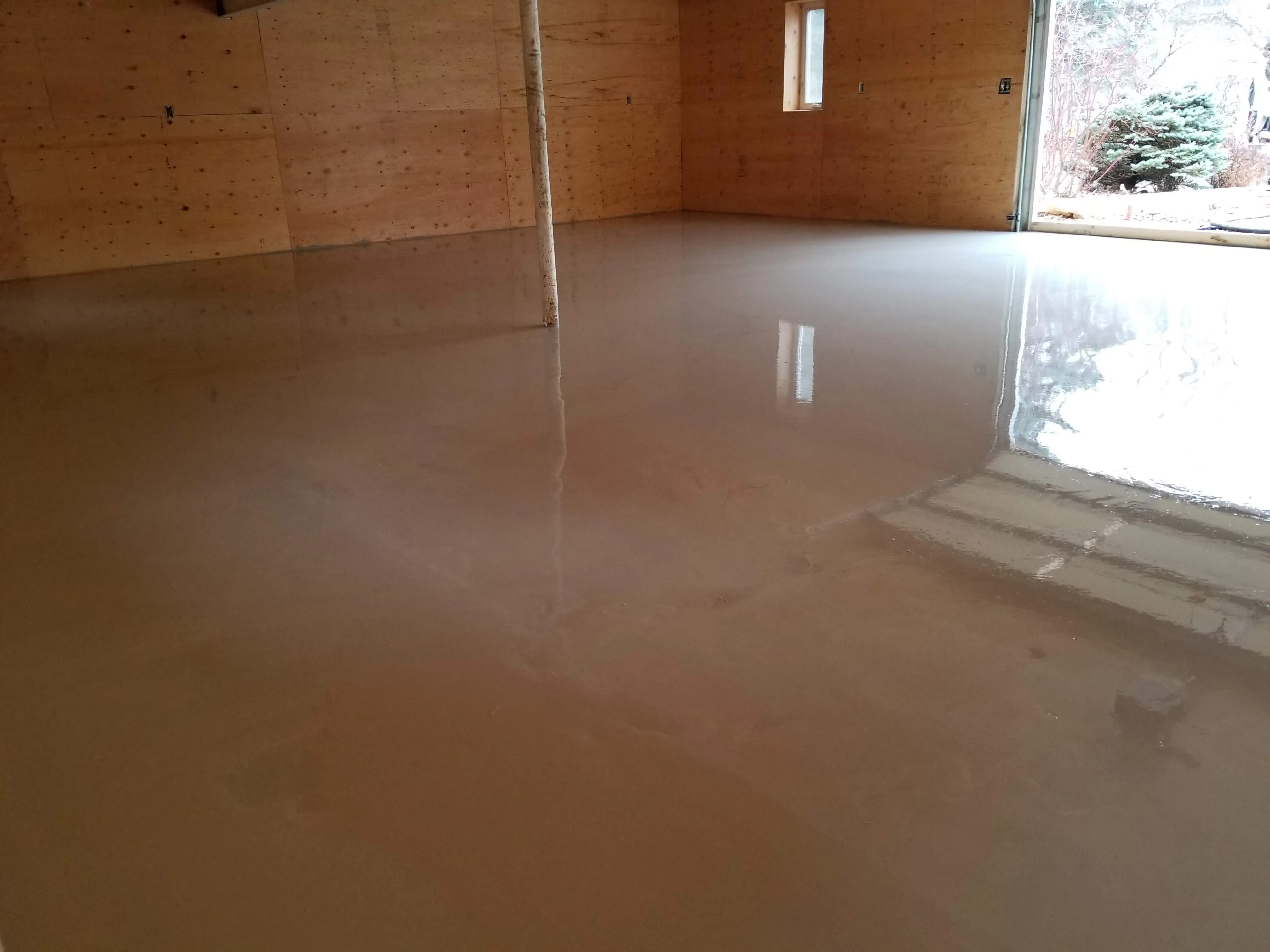 Finished level floor in a residential addition